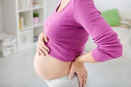 Đau lưng khi mang thai tuần đầu, 3 tháng đầu, tháng 4, 5, 6, 7, 8 tháng cuối